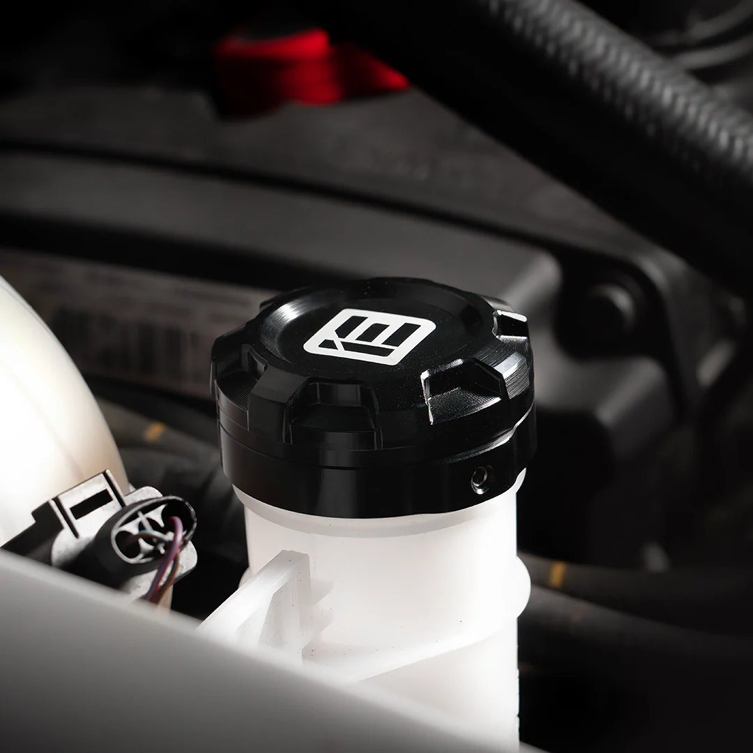 iE Aluminum Washer Fluid Cap For Audi & VW - Image 4