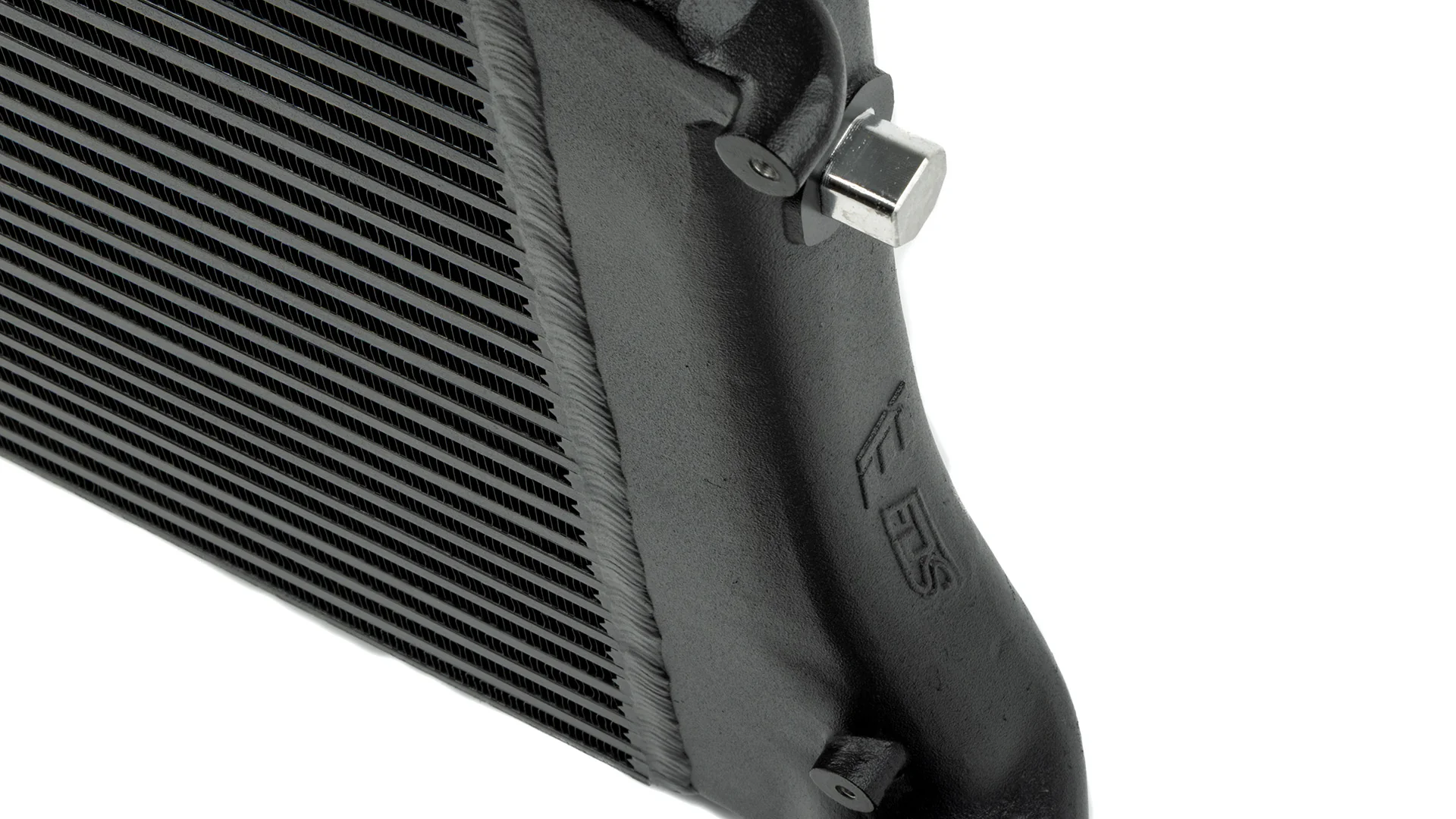 IE VW MK5 MK6 GTI / Golf R FDS Intercooler - Image 5